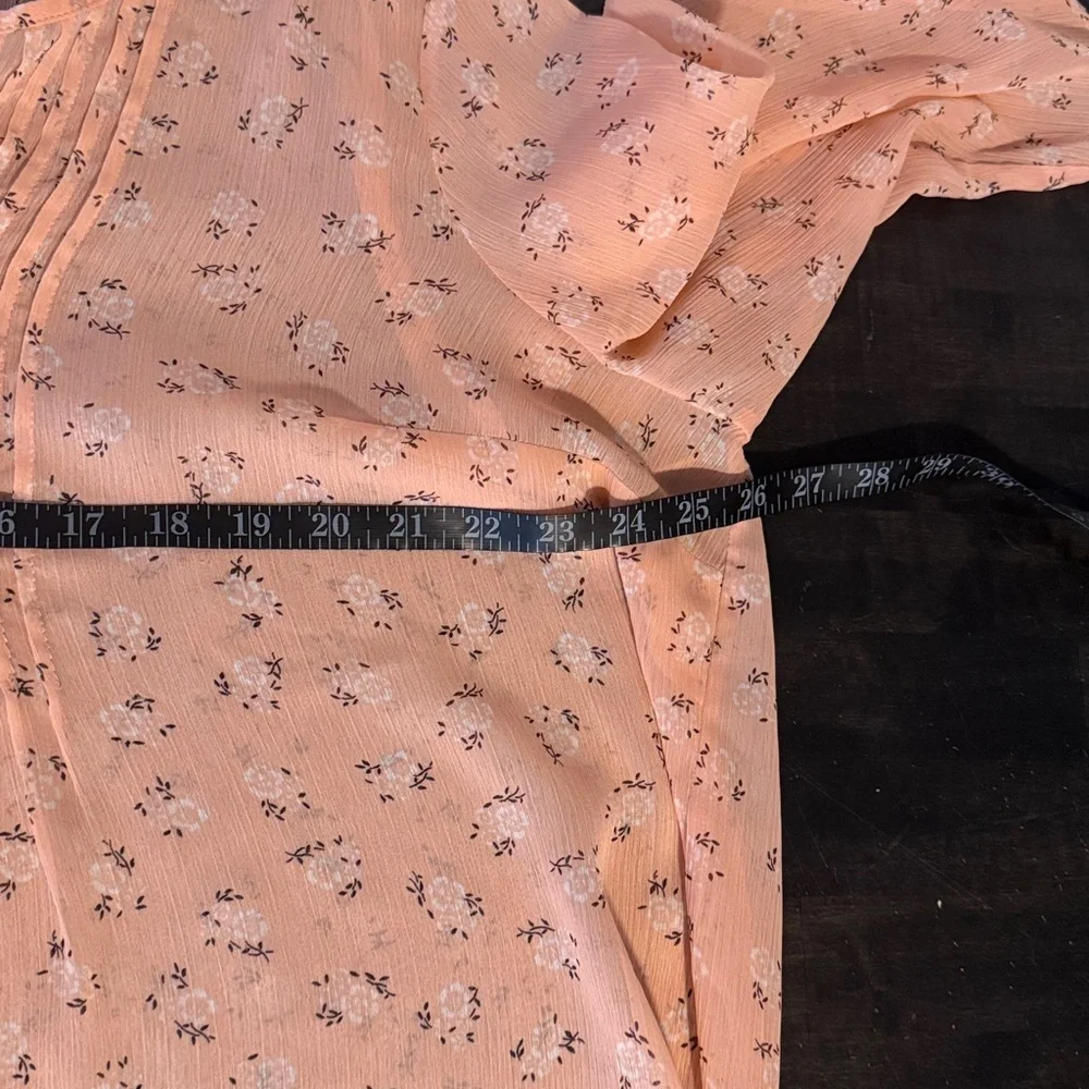 Torrid Coral Pink Crinkle Sheer Pin Tuck Blouse Size 2X